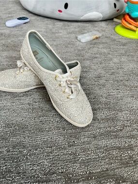 kate spade Glitter Lace-Up Sneakers in Champagne